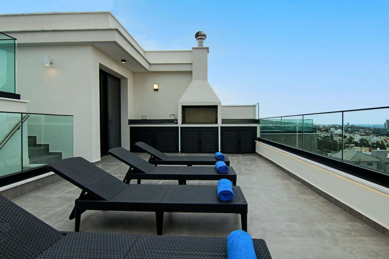 Phaedrus Living: Sea View Anna 302 Апартаменти Лімасол