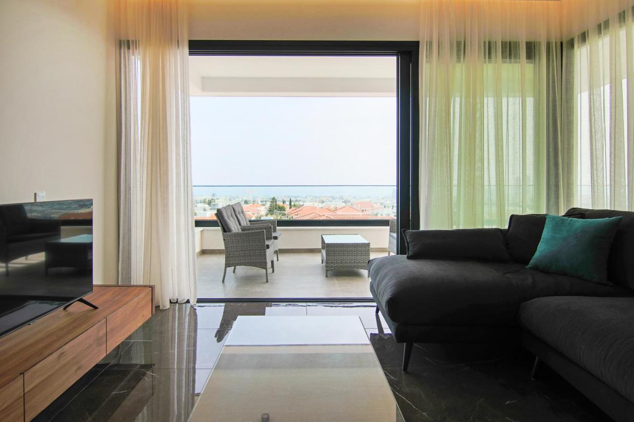 Phaedrus Living: Sea View Anna 302 Апартаменты *