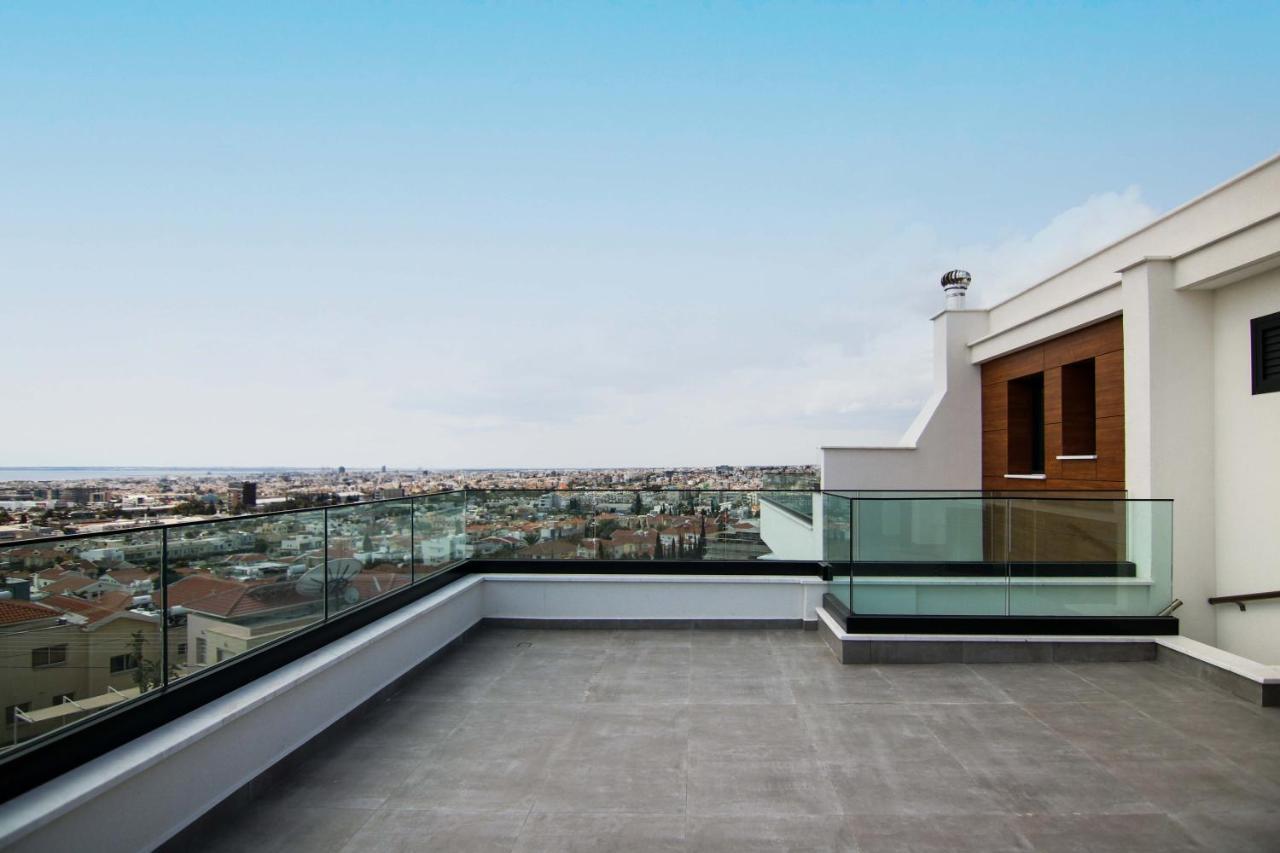 Апартаменты Phaedrus Living: Sea View Anna 302 *